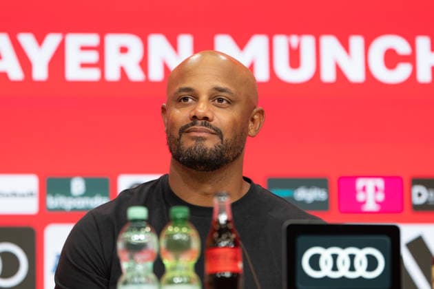 GER, Bavaria, Munich, Soccer, FC Bayern Munich vs. 1. FC Union Berlin, at the Allianz Arena, Munich, Bundesliga, Matchday 4, September 18, 2026, From left: Vincent Kompany, FC Bayern Munich, coach, portrait, single image, cutout, portrait, headshot, single image, cutout, smiling. DFL and DFB regulations prohibit any use of photographs as image sequences and or quasi-video, Copyright: HMB-Media MichaelxNibel
