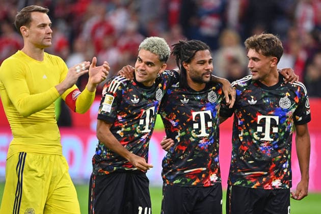 Celebration at the final whistle (from left): Manuel NEUER, goalkeeper for Bayern Munich; Luis DIAZ, Bayern Munich; Serge GNABRY, FC Bayern Munich; Tom Bischof, Bayern Munich soccer, Bundesliga 1, 2026–2027 season, Matchday 4, Matchday 04, FC Bayern Munich 1, FC Union Berlin 7–0 on September 18, 2026, Allianz Arena
