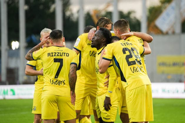 Germany 3rd Division 2026–2027, Matchday 6: SC Preußen Münster vs. 1 FC Saarbrücken, Wednesday, September 16, 2026, LVM Preußenstadion, Münster, North Rhine-Westphalia, Germany—Goal celebrations, joy, emotions, team—Goal making it 0–2 by Kelsey Owusu, 1 FC Saarbrücken, 31 Copyright: xMerlexKölkingx