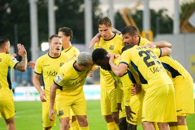 Germany 3rd Division 2026–2027, Matchday 6: SC Preußen Münster vs. 1 FC Saarbrücken, Wednesday, September 16, 2026, LVM Preußenstadion, Münster, North Rhine-Westphalia, Germany; Goal celebration, joy, emotions, team; Goal to make it 0–2 by Kelsey Owusu, 1 FC Saarbrücken, 31 Copyright: xMerlexKölkingx