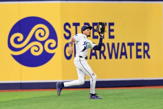 September 18, 2026, St. Petersburg, Florida, USA: Tampa Bay Rays left fielder Chandler Simpson (14) catches a fly ball off the bat of Boston Red Sox designated hitter Mickey Gasper (30) during an MLB, Baseball Herren, USA game on September 18, 2026 at Tropicana Field. The Red Sox beat the Rays 4-2. St. Petersburg USA - ZUMAh180 20260918_zsp_h180_019 Copyright: xKimxHukarix