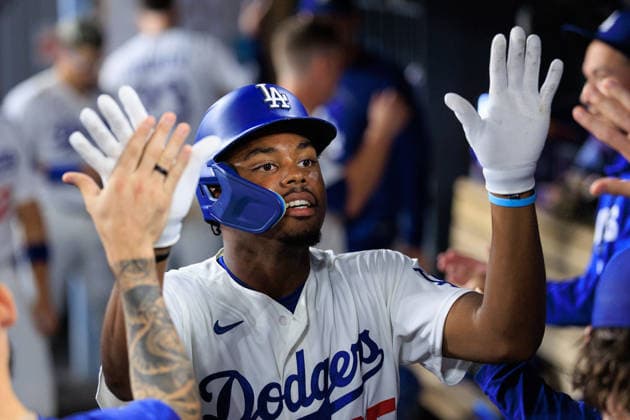 September 18, 2026, Los Angeles, California, USA: Josue De Paula 95 of the Los Angeles Dodgers is congratulated after scoring in the fifth inning during a regular-season MLB, Baseball Herren, USA game against the San Francisco Giants on Friday September 18, 2026 at Dodger Stadium in Los Angeles, California. Dodgers defeat Giants, 8-2. JAVIER ROJAS PI Los Angeles USA - ZUMAp124 20260918_zaa_p124_030 Copyright: xJavierxRojasx