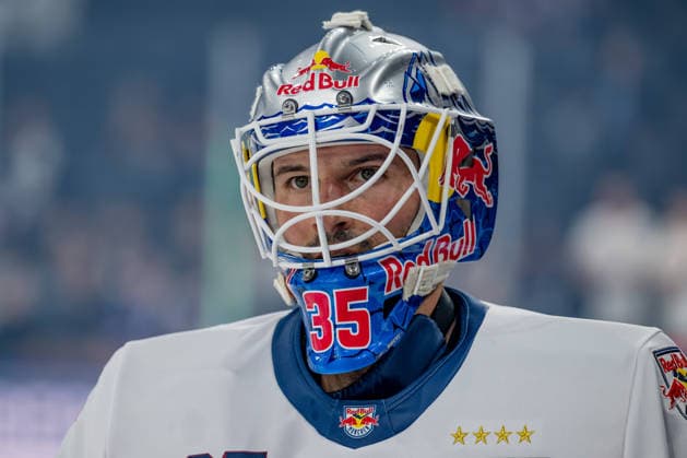 Mathias Niederberger, Goaltender, EHC Red Bull Munich, 35, Portrait, GER, EHC Red Bull Munich vs. Adler Mannheim, Ice Hockey, DEL, 2026–2027 Season, Matchday 1, September 18, 2026 Photo: HMB Media, Heike Feiner Copyright: HMBxMedia HeikexFeiner