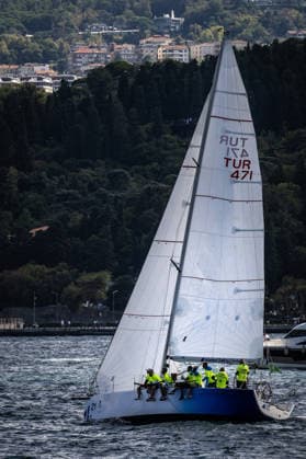 25th Bosphorus Cup in Istanbul ISTANBUL, TURKIYE - SEPTEMBER 19: A sailboat competes in the 25th Bosphorus Cup sailing races on the third day of the competition in the Bosphorus in Istanbul, Turkiye, on September 19, 2026. Sebnem Coskun Anadolu Istanbul Turkey. Editorial use only. Please get in touch for any other usage.  Copyright: x2026xAnadoluxSebnemxCoskunx