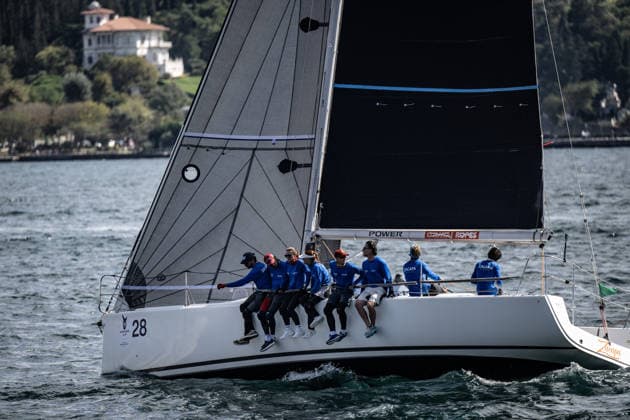 25th Bosphorus Cup in Istanbul ISTANBUL, TURKIYE - SEPTEMBER 19: A sailboat competes during the 25th Bosphorus Cup sailing races on the third day of the competition in the Bosphorus in Istanbul, Turkiye, on September 19, 2026. Sebnem Coskun Anadolu Istanbul Turkey. Editorial use only. Please get in touch for any other usage.  Copyright: x2026xAnadoluxSebnemxCoskunx