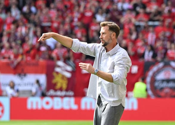 Soccer, 2. Bundesliga, 2026–27 Season, September 19, 2026, Fritz Walter Stadium, 1. FC Kaiserslautern vs. Eintracht Braunschweig, Coach Lars KORNETKA, Eintracht Braunschweig vs. 1. FC Kaiserslautern