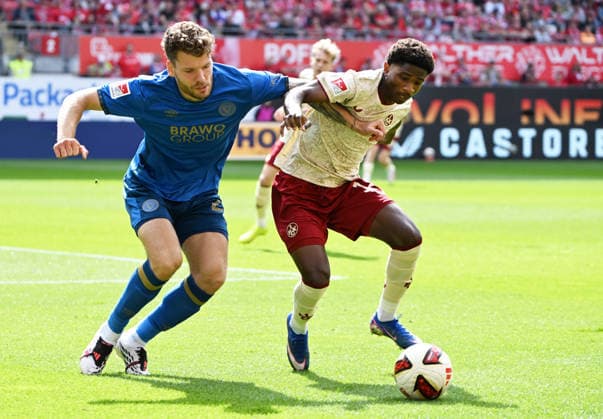 Soccer, 2. Bundesliga, 2026–27 Season, 1 FC Kaiserslautern, September 19, 2026, Fritz Walter Stadium, 1 FC Kaiserslautern (FCK) vs. Eintracht Braunschweig (BS), Jan URBICH, Eintracht Braunschweig, li Ibrahim KANATE fck 1 FC Kaiserslautern