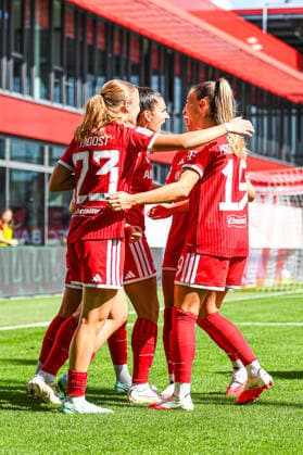 September 19, 2026, Munich, Germany: Google Pixel Women s Bundesliga—FC Bayern Munich Women vs. 1. FC Köln Women at the FC Bayern Campus; Jovana Damnjanovic of FC Bayern Munich Women celebrates after scoring a goal