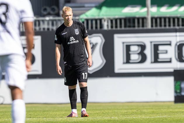 SV Sandhausen vs. SSV Ulm 1846 Soccer, Regionalliga Southwest, Matchday 8, Stadion am Hardtwald, Sandhausen, September 19, 2026, Leon Müller, SSV Ulm 1846, soccer, 17 minutes after conceding a goal, SV Sandhausen vs. SSV Ulm 1846, soccer, Regionalliga Southwest, Matchday 8, Stadion am Hardtwald, Sandhausen, September 26, 2019. Photo by Lucca Fundel. Sandhausen, Stadion am Hardtwald, Baden-Württemberg, Germany