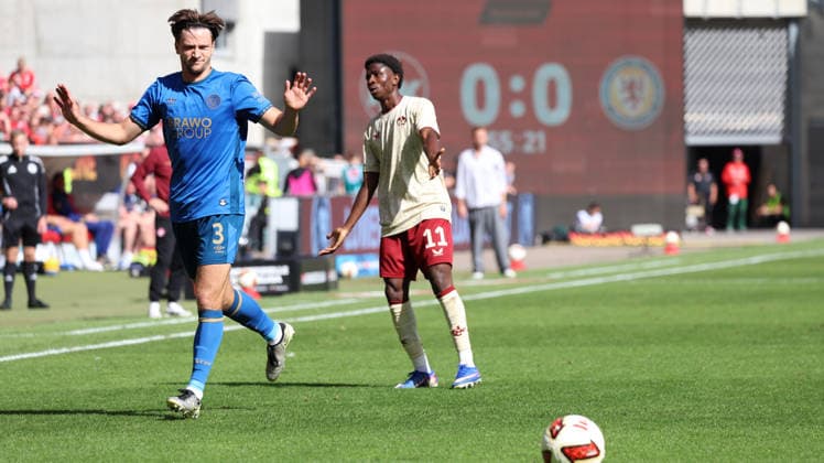 September 19, 2026, xrekx, Soccer 2. Bundesliga, 1 FC Kaiserslautern vs. Eintracht Braunschweig; from left: Noah Katterbach (Eintracht Braunschweig), Ibrahim Kanate (1 FC Kaiserslautern). DFL and DFB regulations prohibit any use of photographs as image sequences and or quasi-video. Kaiserslautern