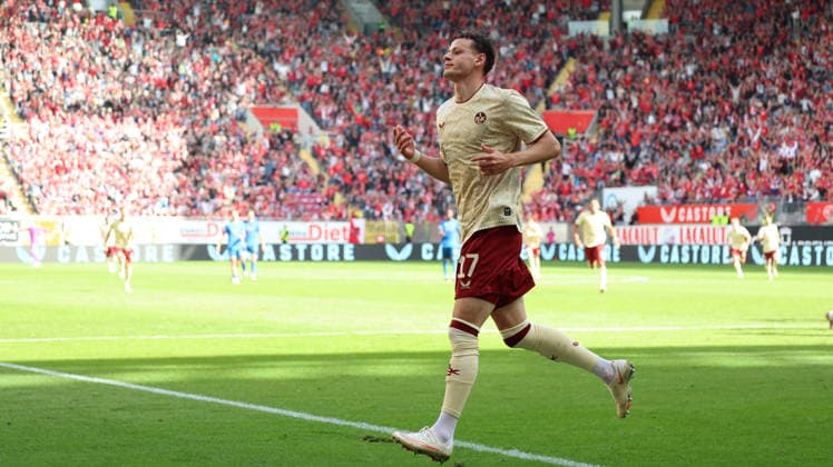 September 19, 2026, xrekx, Soccer 2. Bundesliga, 1 FC Kaiserslautern vs. Eintracht Braunschweig: Goal celebration after Erencan Yardimc scored the 1–0 goal for 1 FC Kaiserslautern. DFL and DFB regulations prohibit any use of photographs as image sequences and or QUASI-VIDEO Kaiserslautern