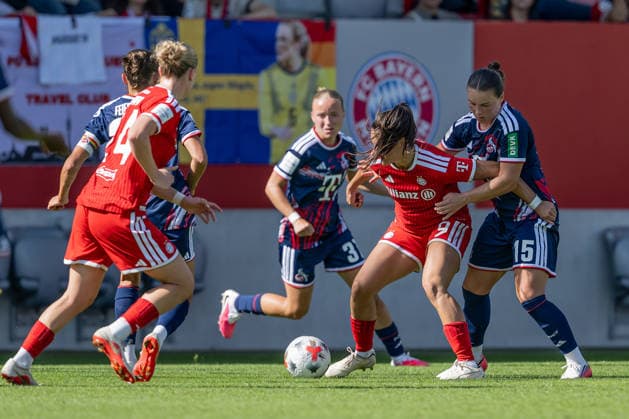 Battle for the Ball: One-on-One Between Jovana Damnjanovic (FC Bayern Munich Women, No. 9) and Amelie Bohnen (1. FC Cologne, No. 15), GER, FC Bayern Munich Women vs. 1 FC Cologne, Soccer, Google Pixel Women’s Bundesliga, Matchday 5, 2026–2027 Season, September 19, 2026 DFL DFB regulations prohibit any use of photographs as image sequences and or quasi-video. Photo: HMB Media, Heike Feiner Copyright: HMBxMedia HeikexFeiner
