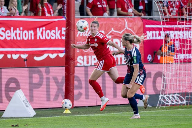 Battle for the Ball: Tackle between Sarah Mattner Trembleau of FC Bayern Munich Women, 11, and Sandra Maria Jessen of 1. FC Köln, 11, GER, FC Bayern Munich Women vs. 1. FC Köln, Soccer, Google Pixel Women’s Bundesliga, Matchday 5, 2026–2027 Season, September 19, 2026 DFL DFB regulations prohibit any use of photographs as image sequences and or quasi-video. Photo: HMB Media, Heike Feiner Copyright: HMBxMedia HeikexFeiner