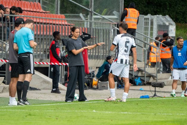 German Soccer, 3rd Division, 2026–27, Matchday 7, September 19, 2026: FC Viktoria Köln vs. FC Ingolstadt 04 at Sportpark Höhenberg in Cologne. Coach Sabrina Wittmann gives her player Emre Gül of FC Ingolstadt 04 (No. 5) a pep talk in Cologne, Germany Copyright: xMijoxLubecx