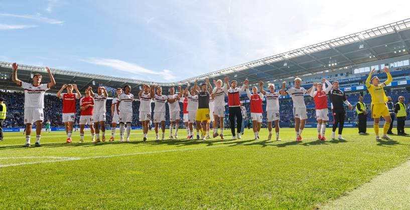 September 19, 2026 Soccer Season 2026–2027, Matchday 2, Bundesliga, Karlsruher SC (KSC) vs. 1. FC Nürnberg (FCN), Club Sports Photo by Zink DaMa xdaxmax. DFL regulations prohibit any use of photographs as image sequences and or quasi-video For editorial use only. Cheering and joy after the final whistle. The FCN team celebrates with club fans, FCN fans, and a human chain of celebration.