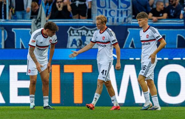September 19, 2026 Soccer Season 2026–2027 Matchday 2 Bundesliga Karlsruher SC (KSC) vs. 1. FC Nürnberg (FCN) Club Sports Photo Zink DaMa xdaxmax DFL regulations prohibit any use of photographs as image sequences and or quasi-video For editorial use only. Celebrations and joy after the final whistle: Javier Fernandez 8, 1 FC Nürnberg (FCN); Eric Porstner 41, 1 FC Nürnberg (FCN); Kristian Mandic 36, 1 FC Nürnberg (FCN)