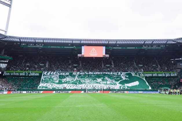 Werder Bremen s hardcore fans perform a choreographed display before the Bundesliga match between SV Werder Bremen and FC Augsburg at Weserstadion on September 19, 2026, in Bremen, Germany. Photo by Marco Steinbrenner, DeFodi Images. Werder Bremen™’s hardcore fans perform a choreographed display before the match during the Bundesliga match between SV Werder Bremen and FC Augsburg at Weserstadion on September 19, 2026 in Bremen, Germany. Photo by Marco Steinbrenner, DeFodi Images. DFB and DFL regulations prohibit any use of photographs as image sequences and or quasi-video. Photo by Marco Steinbrenner, DeFodi Images.