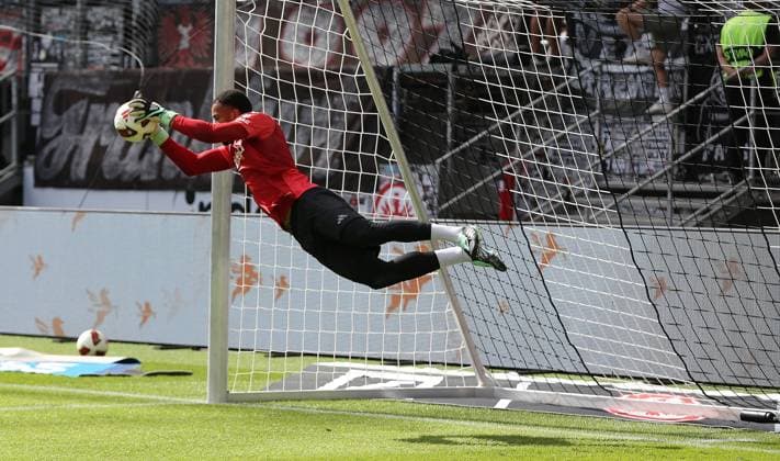 September 19, 2026 xmgoodx Frankfurt am Main, Deutsche Bank Park Bundesliga Season 2026–2027 Eintracht Frankfurt vs. SC Freiburg Cutout, Goalkeeper Noah Atubolu 1, Eintracht Frankfurt takes off during warm-ups DFL DFB REGULATIONS PROHIBIT ANY USE OF PHOTOGRAPHS AS IMAGE SEQUENCES AND OR QUASI-VIDEO