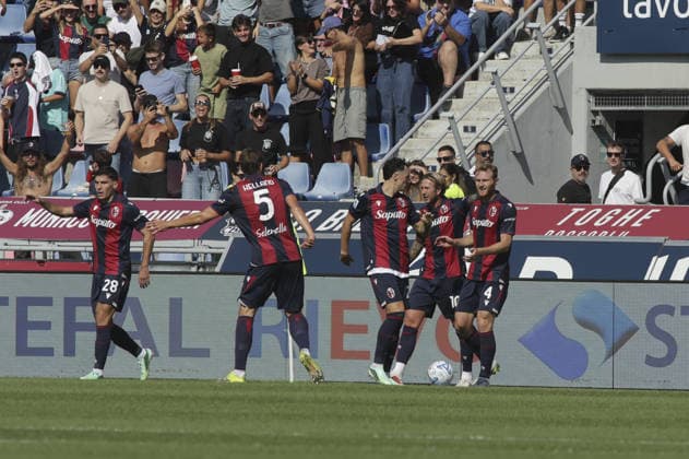 IPA88709224 - Federico Bernardeschi of Bologna FC celebrates after scoring during the Bologna BFC vs. Torino FC match, the 5th game of the 2026-27 Enilive Serie A season, at the Renato Dall Ara Stadium in Bologna (BO), Italy, on September 19, 2026.  Copyright: xDavidexCasentini IPAxSportx xx IPA88709224