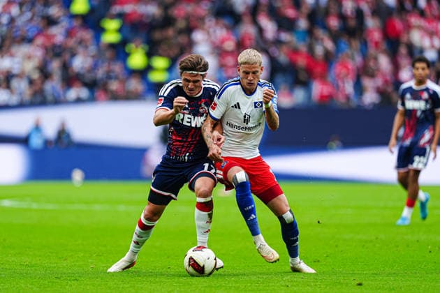 Alessio Castro Montes, 1 FC Köln, 17, Albert Gronbaek, Hamburger SV, 11 GER, Hamburger SV vs. 1 FC Köln, Soccer, Bundesliga 1, Matchday 04, 2026–2027 Season, September 19, 2026 DFL regulations prohibit any use of photographs as image sequences and or quasi-video GER, Hamburger SV vs. 1. FC Köln, soccer, 1st Bundesliga, Matchday 04, 2026–2027 season, September 19, 2026, Hamburg Copyright: xEibner-Pressefoto MarcelxvonxFehrnx EP_MFN