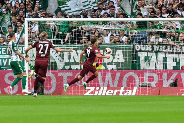 1 Bundesliga: SV Werder Bremen vs. FC Augsburg on September 19, 2026, at the Weserstadion in Bremen. Goal: 0–1. Scorer: Robin Fellhauer of Augsburg, who scored the goal to make it 0–1. MT