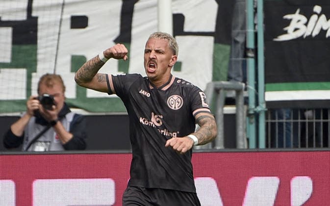 September 19, 2026, xhbx, Soccer, Bundesliga 1, Borussia Mönchengladbach 1 FSV Mainz 05 v l Goal celebration, Goal celebration, celebrating the goal 1–1 by Phillip Tietz, FSV Mainz 05. DFL and DFB regulations prohibit any use of photographs as image sequences and or quasi-video. Mönchengladbach