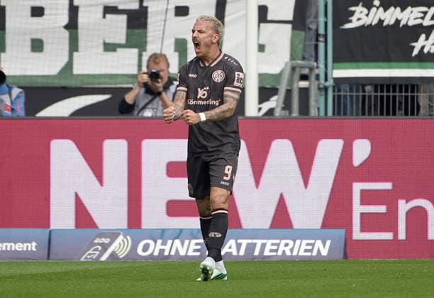 September 19, 2026, xhbx, Soccer, Bundesliga 1, Borussia Mönchengladbach 1 FSV Mainz 05 v l Goal celebration, Goal celebration, celebrating the goal 1–1 by Phillip Tietz, FSV Mainz 05. DFL and DFB regulations prohibit any use of photographs as image sequences and or quasi-video. Mönchengladbach
