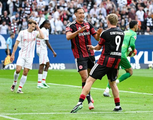 September 19, 2026, xpsx, Soccer, Bundesliga 1, Eintracht Frankfurt vs. SC Freiburg—celebrating the goal, goal celebration for the 1-0 goal scored by Younes Ebnoutalib of Eintracht Frankfurt, Jonathan Jonny Burkardt, Eintracht Frankfurt. DFL and DFB regulations prohibit any use of photographs as image sequences and or quasi-video. Eintracht Frankfurt