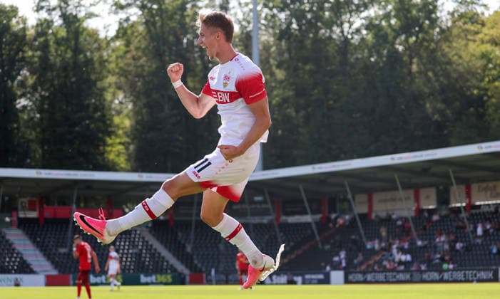 September 19, 2026, Germany, Aspach Soccer: VfB Stuttgart II vs. SSV Jahn Regensburg; Goal scorer Oliver Rölke of VfB II celebrates his goal to tie the game at 3–3