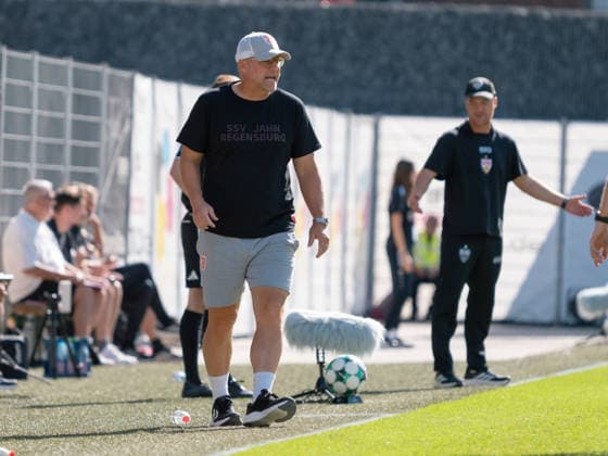 Coach Sascha Hildmann, SSV Jahn Regensburg, GER, Soccer, VfB Stuttgart II vs. SSV Jahn Regensburg, 3rd Division, Matchday 7, 2026–2027 Season, September 19, 2026 GER, Soccer, VfB Stuttgart II vs. SSV Jahn Regensburg, 3. Liga, Matchday 7, 2026–2027 season, September 19, 2026 Aspach Copyright: xCarstenxSchweringx EP_CSG