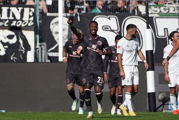 September 19, 2026, xhbx, Soccer, Bundesliga 1, Borussia Mönchengladbach 1 FSV Mainz 05 v l Goal celebration, Goal celebration, celebrating the goal 1-2 by Sheraldo Becker, FSV Mainz 05. DFL and DFB regulations prohibit any use of photographs as image sequences and or quasi-video. Mönchengladbach