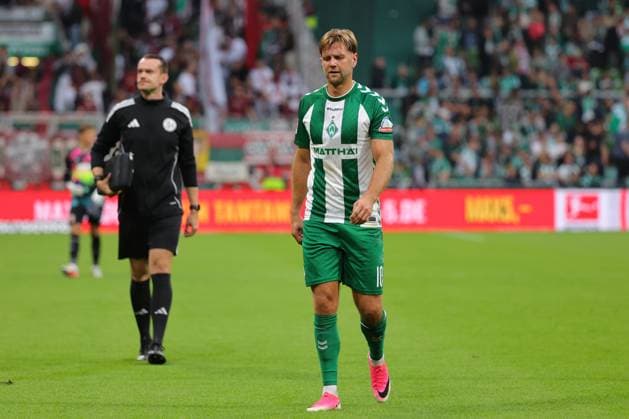 September 26, 19, GER, Soccer, 1st FBL Men, Matchday 4, 2026–2027 Season, SV Werder Bremen vs. FC Augsburg, Halftime: 0–1, Niclas Füllkrug, SV Werder Bremen, 10, Bremen, Weserstadion, Bremen, Germany Copyright: xnordphotoxGmbHx xTauchnitzx
