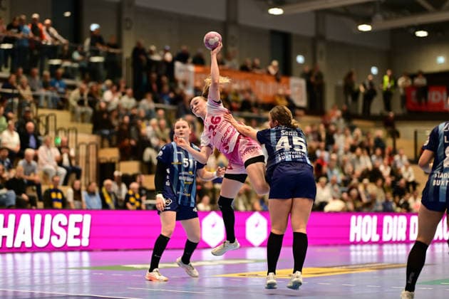 Handball I Women I 2026–2027 Season I Bundesliga I Matchday 4 I Buxtehuder SV vs. HSG Bensheim Auerbach I September 19, 2026 Goals by Cara Reuthal 26, HSG Bensheim Auerbach vs. Carina Senel 45, Buxtehuder Sportverein, Buxtehude, Halle Nord, Lower Saxony, Germany Copyright: xLobeca FelixxWeißbergx