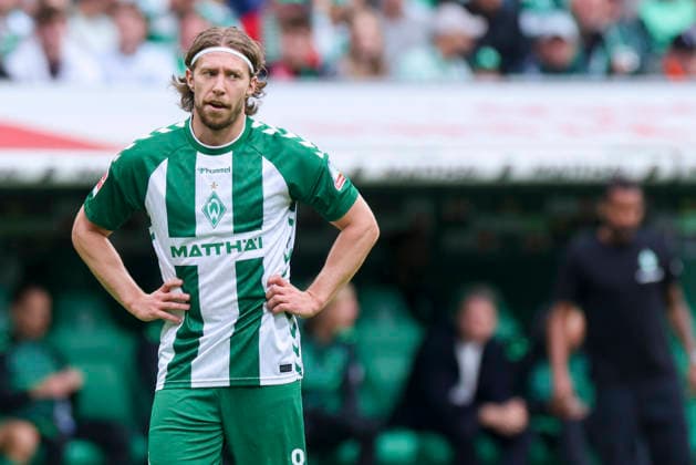 Mitchell Weiser of Werder Bremen looks disappointed during the Bundesliga match between SV Werder Bremen and FC Augsburg at Weserstadion on September 19, 2026, in Bremen, Germany. Photo by Marco Steinbrenner, DeFodi Images. Mitchell Weiser of Werder Bremen looks dejected during the Bundesliga match between SV Werder Bremen and FC Augsburg at Weserstadion on September 19, 2026 in Bremen, Germany. Photo by Marco Steinbrenner, DeFodi Images. DFB and DFL regulations prohibit any use of photographs as image sequences and or quasi-video. Photo by Marco Steinbrenner, DeFodi Images.