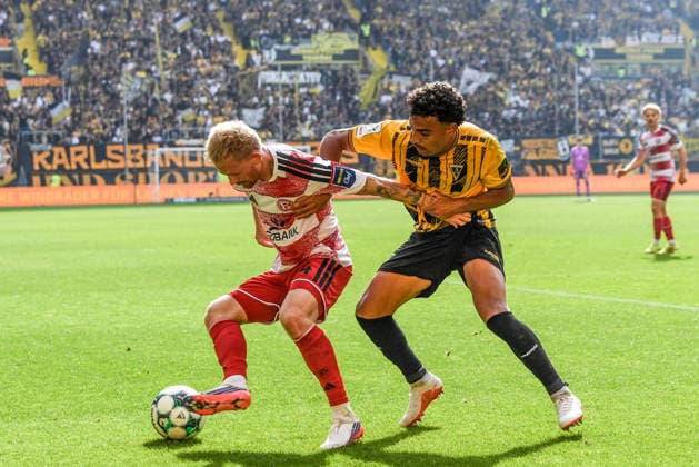 v li Jomaine Consbruch, Fortuna Düsseldorf, 14; Mehdi Loune, Alemannia Aachen, 10; tackle, duel, dynamic, action, September 19, 2026, Aachen, Germany; soccer, 3rd League, TSV Alemannia Aachen vs. Fortuna Düsseldorf, soccer, 3rd Division, TSV Alemannia Aachen vs. Fortuna Düsseldorf, DFB and DFL regulations prohibit any use of photographs as image sequences and or quasi-video xmhx