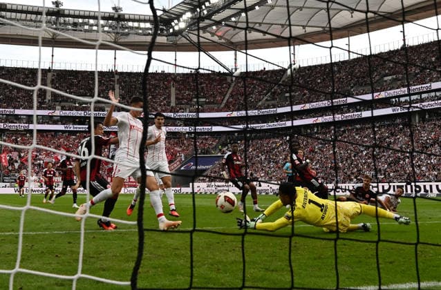September 19, 2026, xjhx, Soccer, Bundesliga 1, Eintracht Frankfurt vs. SC Freiburg, by l erry Scherhant, SC Freiburg, Goal scored: Noah Atubolu of Eintracht Frankfurt scores the goal to tie the game at 1–1. DFL and DFB regulations prohibit any use of photographs as image sequences and or quasi-video. Frankfurt am Main
