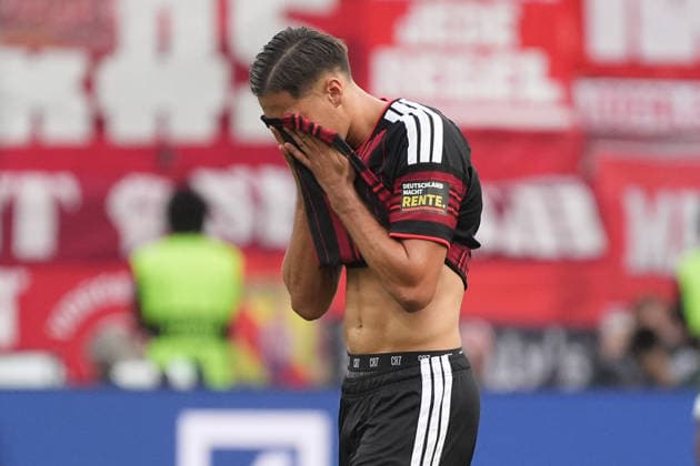 Younes Ebnoutalib: Eintracht Frankfurt Disappoints After the 2 2 19 09 2026 Bundesliga, Season 26-27: Eintracht Frankfurt vs. SC Freiburg, Deutsche Bank Park, Matchday 4