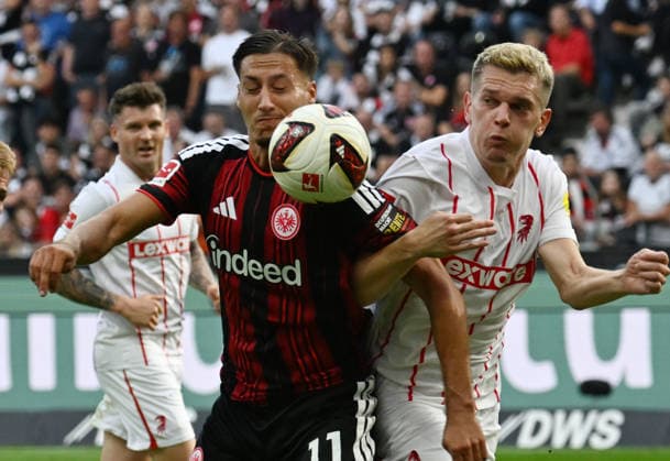 September 19, 2026, xjhx, Soccer, Bundesliga 1, Eintracht Frankfurt vs. SC Freiburg, Younes Ebnoutalib (Eintracht Frankfurt), Matthias Ginter (SC Freiburg). DFL and DFB regulations prohibit any use of photographs as image sequences and or quasi-video. Frankfurt am Main