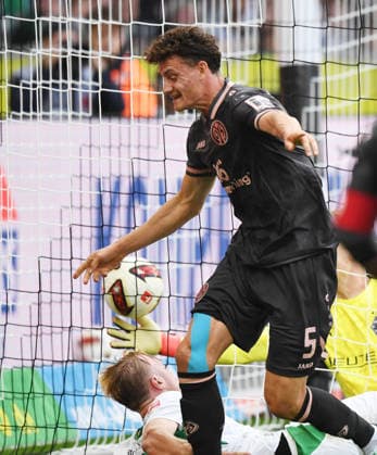 September 19, 2026, xophax, Soccer 1 Bundesliga DFL Soccer Borussia Mönchengladbach vs. 1 FSV Mainz 05 Eric Martel Mainz 05 scores the 3–2 goal for Mainz DFL DFB REGULATIONS PROHIBIT ANY USE OF PHOTOGRAPHS as IMAGE SEQUENCES and or QUASI VIDEO Mönchengladbach