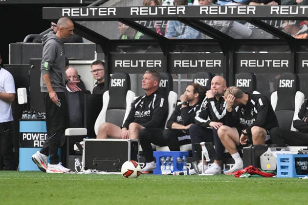 Borussia Mönchengladbach bench: Interim coach Jan Moritz Lichte, Borussia Mönchengladbach; assistant coach Markus Gellhaus, Borussia Mönchengladbach; 1st from left, 2nd from right; Rouven Schröder, sporting director, Borussia Mönchengladbach, September 19, 2026, Soccer, Bundesliga 1, 2026–2027 season, Matchday 4, Borussia Mönchengladbach vs. FSV Mainz 05. DFL regulations prohibit any use of photographs as image sequences and or quasi-video. Mönchengladbach, Borussia Park, North Rhine-Westphalia, Germany Team2