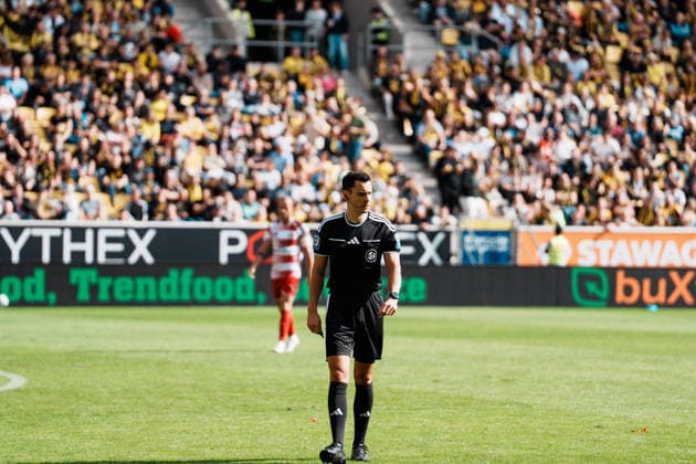 German Soccer 3rd Division 2026–2027, Matchday 7: Alemannia Aachen vs. Fortuna Düsseldorf at Tivoli Aachen; Referee: Konrad Oldhafer; Poppenbüttel leaves; Focus Copyright: xThiemoxRudolphx