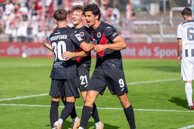 Alexander Prokopenko of Viktoria Köln, 30, hugs Lucas Wolf of Viktoria Köln, 21, the scorer of the 3-0 goal, Jakob Sachse (Viktoria Köln, No. 09) celebrates during FC Viktoria Köln vs. FC Ingolstadt 04, soccer, 3rd Division, Matchday 7, 2026–27 season, September 19, 2026, DFL regulations prohibit any use of photographs as image sequences and or quasi-video. FC Viktoria Köln vs. FC Ingolstadt 04, soccer, 3. Liga, Matchday 7, 2026–27 season, September 19, 2026, Cologne Copyright: xEibner-Pressefoto LukasxBaldygax EP_LBA