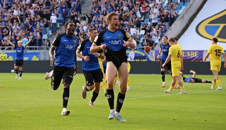 September 19, 2026, Soccer, Men s, 3rd Division, 2026–2027 Season, 1 FC Saarbrücken vs. SG Sonnenhof Großaspach, Siemen Voet of 1 FC Saarbrücken celebrates his game-winning goal in the 2–1 victory at Saarbrücken’s Ludwigsparkstadion in Saarland, Germany Copyright: xFabianxKleerx