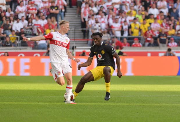 September 19, 2026, xblx, Soccer, Bundesliga 1, VfB Stuttgart vs. Borussia Dortmund: Chris Führich (VfB Stuttgart), Joane Gadou (Borussia Dortmund). DFL and DFB regulations prohibit any use of photographs as image sequences and or quasi-video. Stuttgart