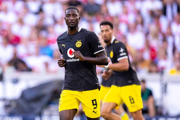 September 19, 2026, Soccer, Matchday 4 of the 1. Bundesliga, VfB Stuttgart vs. Borussia Dortmund, Serhou Guirassy (Borussia Dortmund), Felix Nmecha (Borussia Dortmund), Stuttgart, MHP Arena, Baden-Württemberg, Germany, xRHR PHOTO DEx Copyright: DennisxEwert RHR-FOTOx RHR-FOTO DE