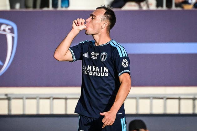 September 19, 2026, Paris, France, France: Pablo PAGIS of Paris FC celebrates his goal during the Ligue 1 match between Paris FC and RC Strasbourg at Jean-Bouin Stadium on September 19, 2026 in Paris, France. Paris France - ZUMAm308 20260919_zsp_m308_015 Copyright: xMatthieuxMirvillex