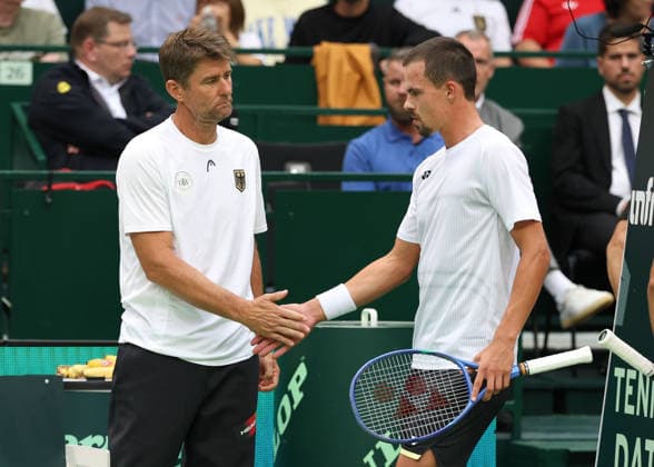 Team Germany, Captain Michael Kohlmann, Daniel Altmaier, Davis Cup: Germany vs. Croatia, Heristo Arena, Halle, Westphalia, Germany; Tennis Davis Cup 2026, Heristo Arena, Halle, North Rhine-Westphalia, Germany, September 19, 2026 Copyright: xJuergenxHasenkopfx