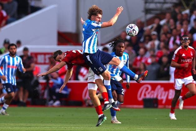Nottingham Forest v Coventry City, Premier League James McAtee of Nottingham Forest and Jack Rudoni of Coventry City go to head the ball during the Nottingham Forest v Coventry City Premier League match at the City Ground, West Bridgford, England on 19 September 2026 Credit: Ryan Crockett Every Second Media Editorial use only. All images are copyright Every Second Media Limited. No images may be reproduced without prior permission. All rights reserved. Premier League and Football League images are subject to licensing agreements with Football DataCo Limited. see https: www.football-dataco.com Copyright: xIMAGO EveryxSecondxMediax ESM-2175-0050 RyanxCrockettx xEveryxSecondxMediax