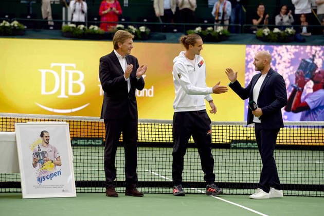 v l Dietloff von ARNIM, President of the German Tennis Federation (DTB), Alexander ZVEREV (GER) and Ronald RAUHE, Minister of State for Sports and Volunteer Work; award ceremony for Alexander ZVEREV (GER) in honor of his victory at the U.S. Open; Germany (GER) vs. Croatia (CRO) in the Davis Cup Qualifiers Round 2 on September 19, 2026, at the Heristo Arena in Westphalia, Germany Â