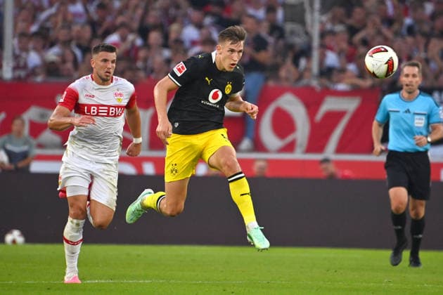 Nico SCHLOTTERBECK, Borussia Dortmund, Action, Tackle against Ermedin DEMIROVIC, VFB Stuttgart, Soccer, Bundesliga, 2026–2027 Season, Matchday 4, Matchday 04, VfB Stuttgart vs. Borussia Dortmund on September 19, 2026, MHP ARENA